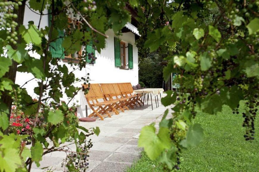 Апартаменты Haus Waldhof Бриксен-им-Тале Экстерьер фото